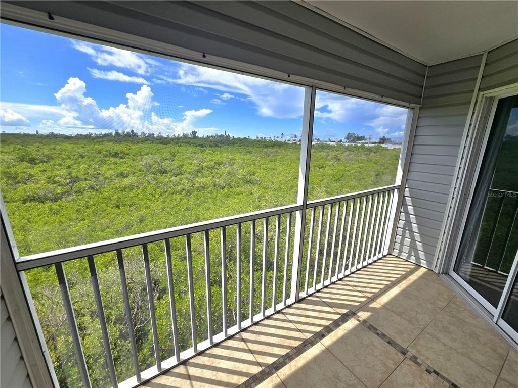 3607 E Bay Drive - Photo 16