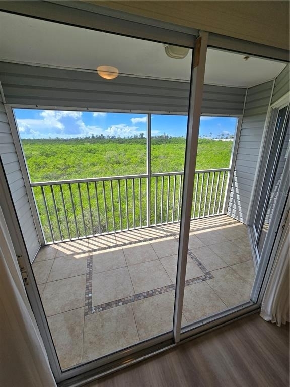 3607 E Bay Drive - Photo 19