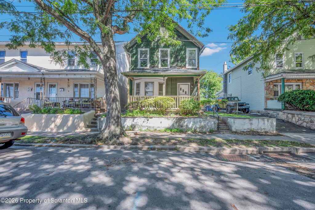 431 Phelps Street - Photo 1