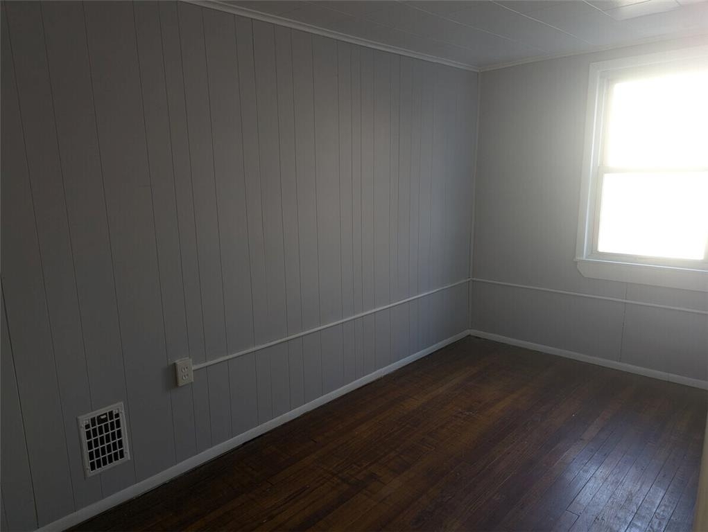 545 Park Place - Photo 10