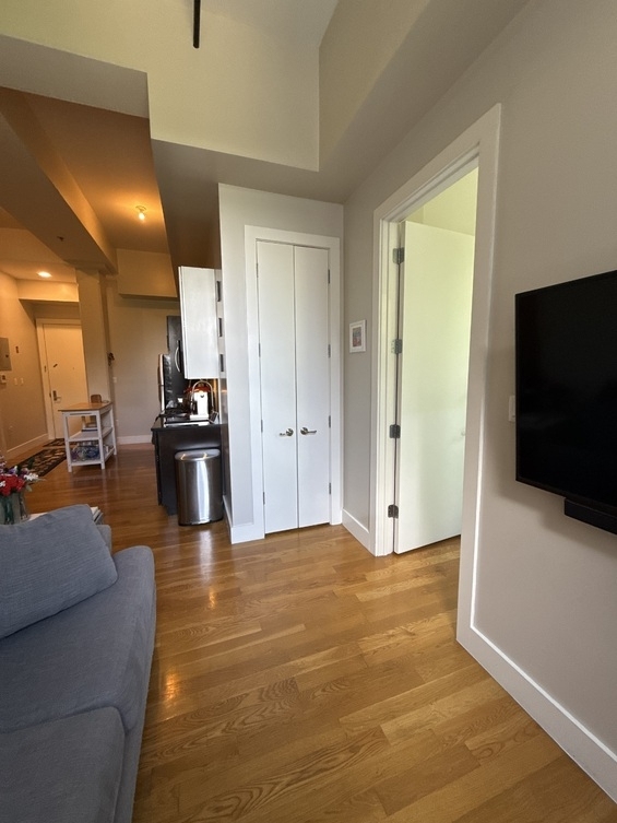 55 South 11th Street - Photo 4