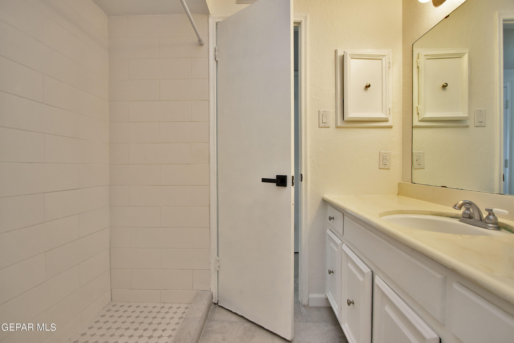 6201 Escondido Drive - Photo 27
