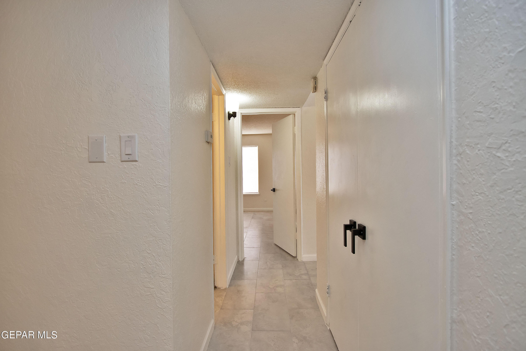 6201 Escondido Drive - Photo 24