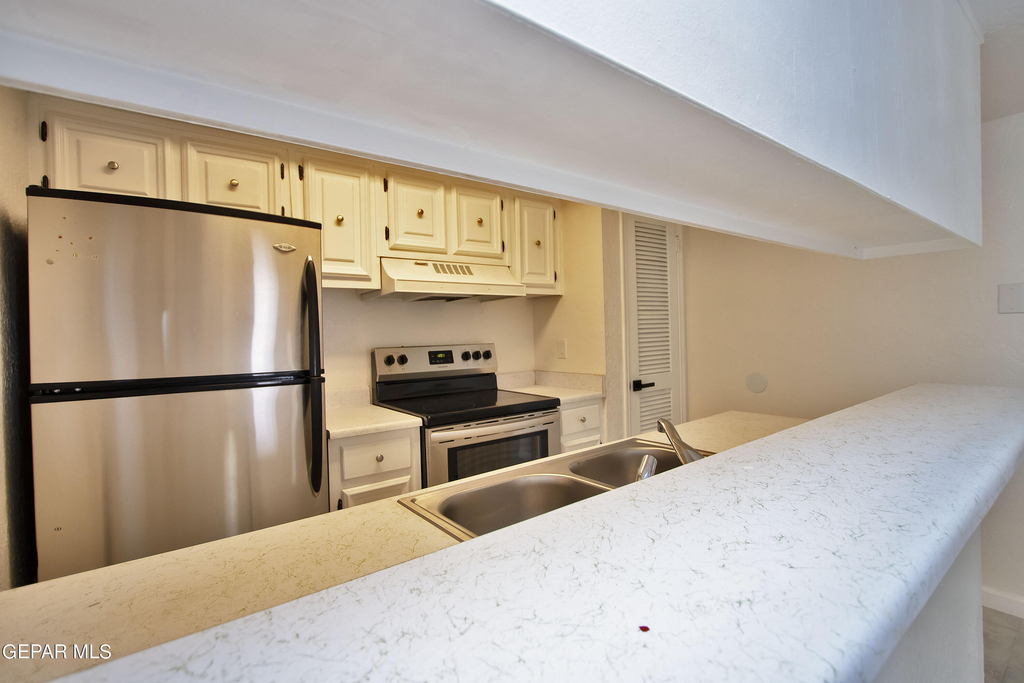 6201 Escondido Drive - Photo 16