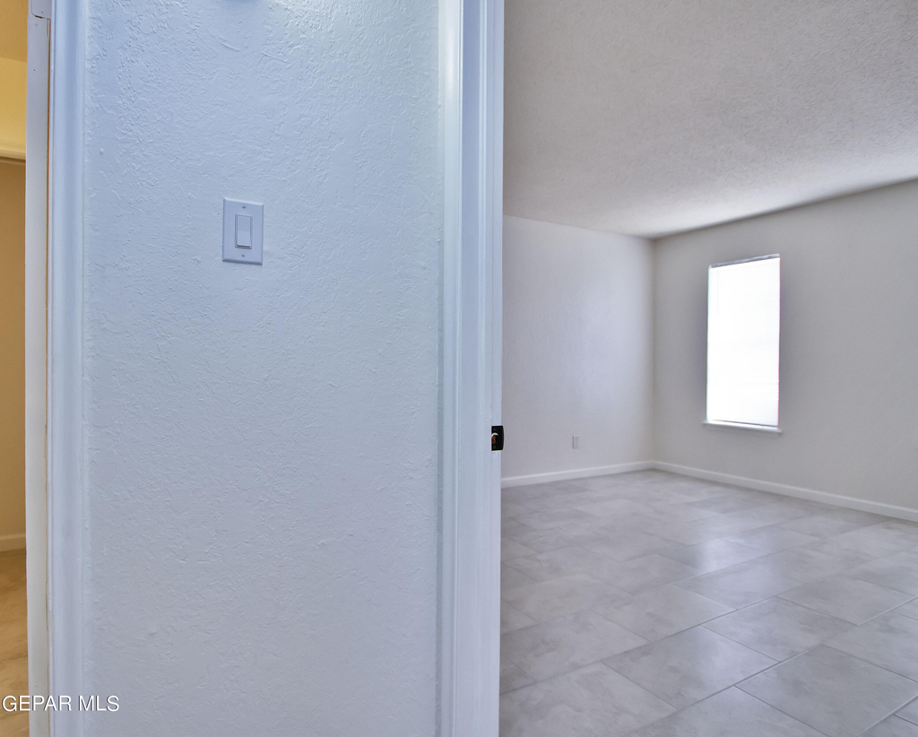6201 Escondido Drive - Photo 30