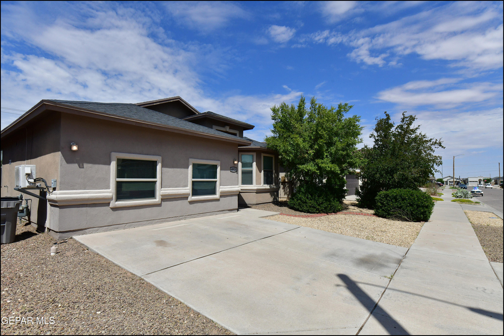 4913 Adrian Campos Street - Photo 3