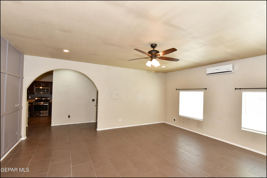4913 Adrian Campos Street - Photo 9