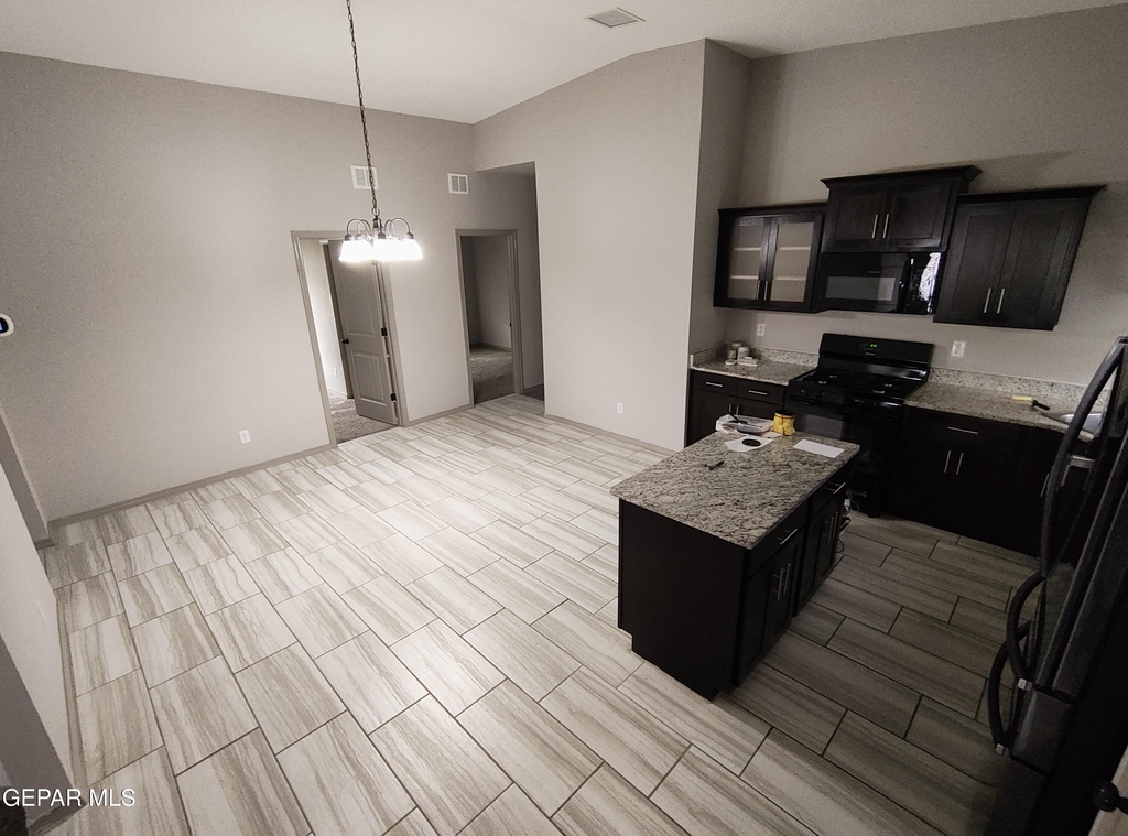 4552 Josefina Santillana Street - Photo 4