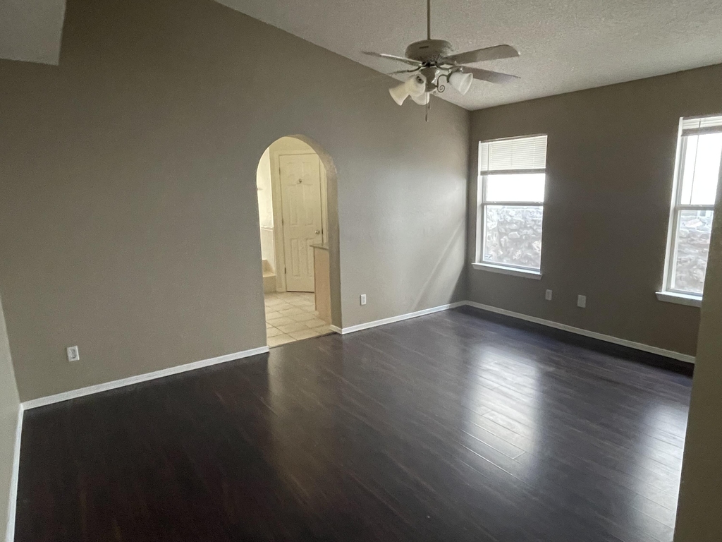 1416 Black Ridge Drive - Photo 6