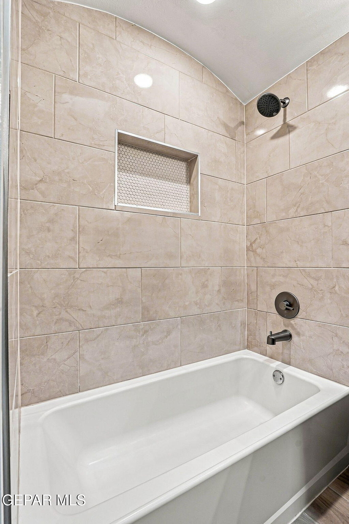 13253 Coldham Street - Photo 29