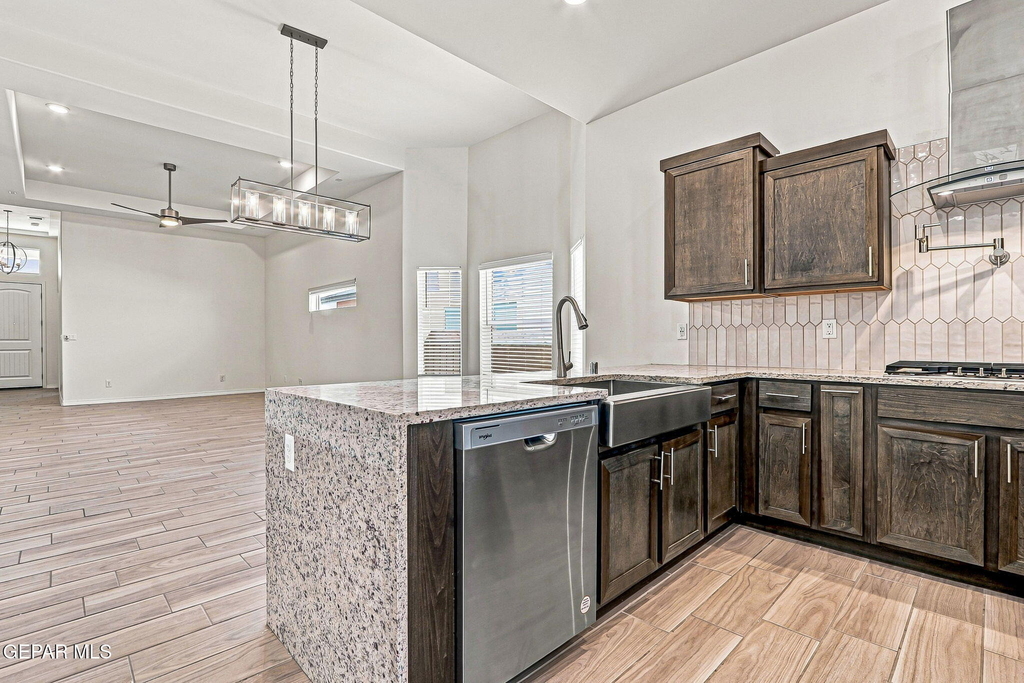 13253 Coldham Street - Photo 17