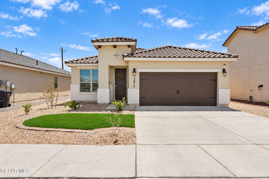 13876 Loreina Luz Avenue - Photo 0
