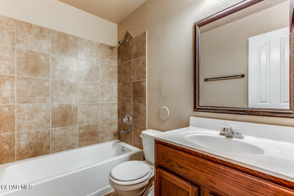 612 Angela Lane - Photo 17