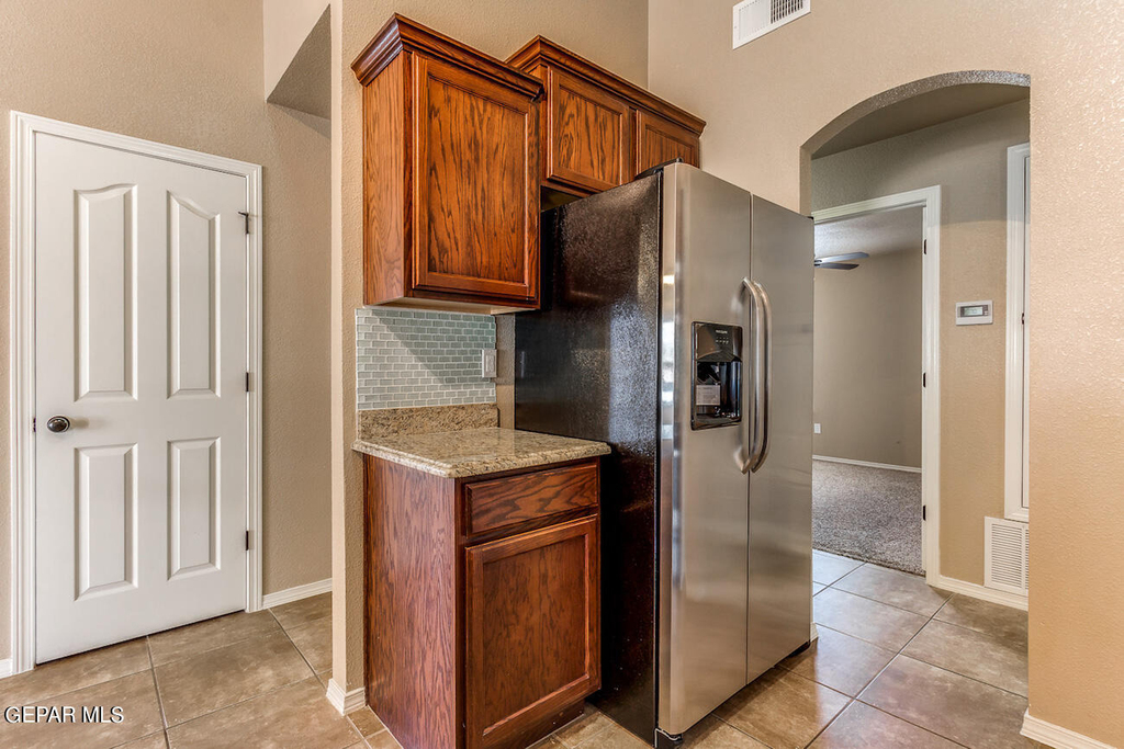 612 Angela Lane - Photo 6