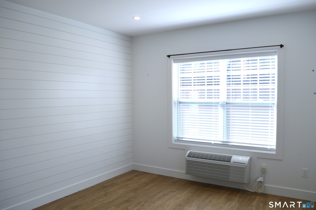 25 Church Street - Photo 2
