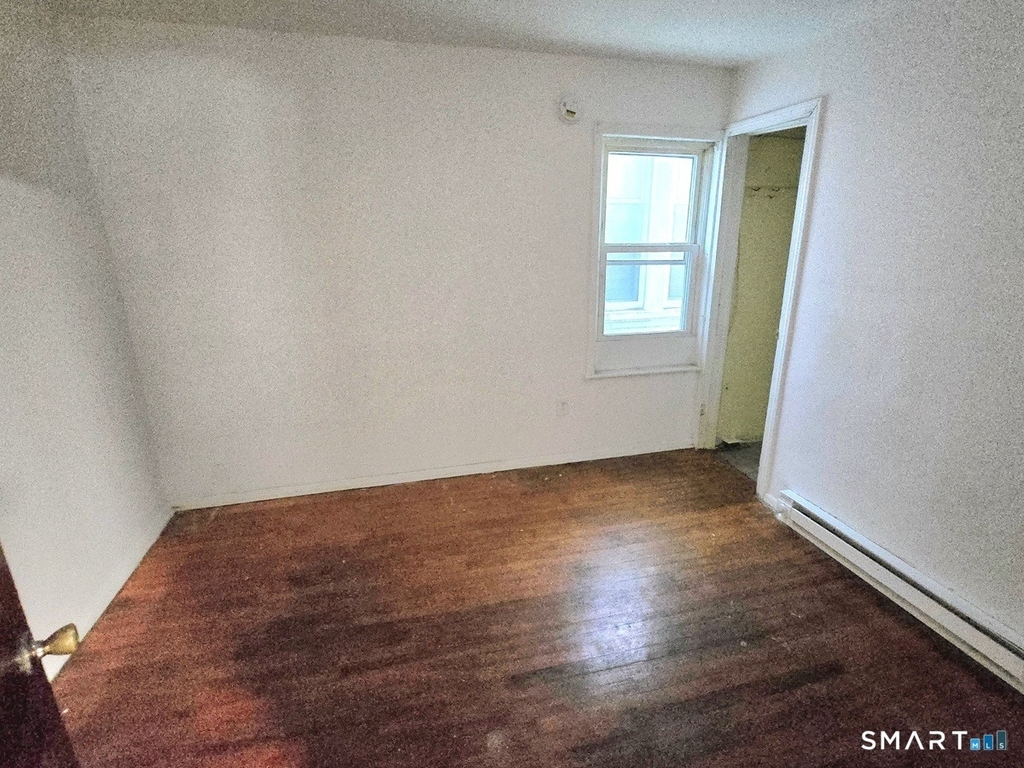 33 Olive Street - Photo 6