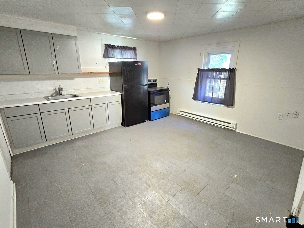 33 Olive Street - Photo 1