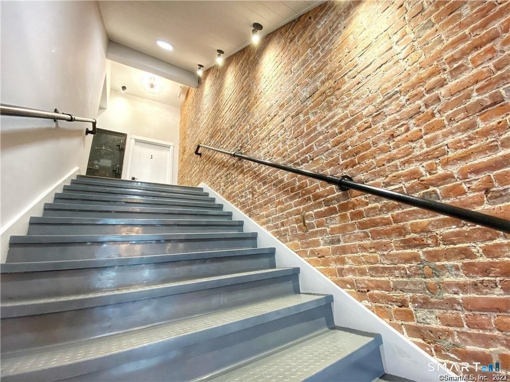 39 Wall Street - Photo 6