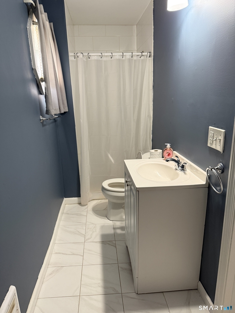 152 Scott Street - Photo 2