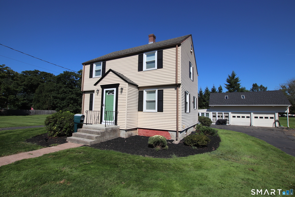 112 Pratt Street - Photo 2