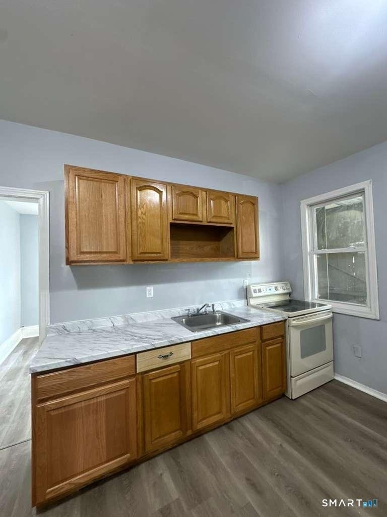 157 Lounsbury Street - Photo 4