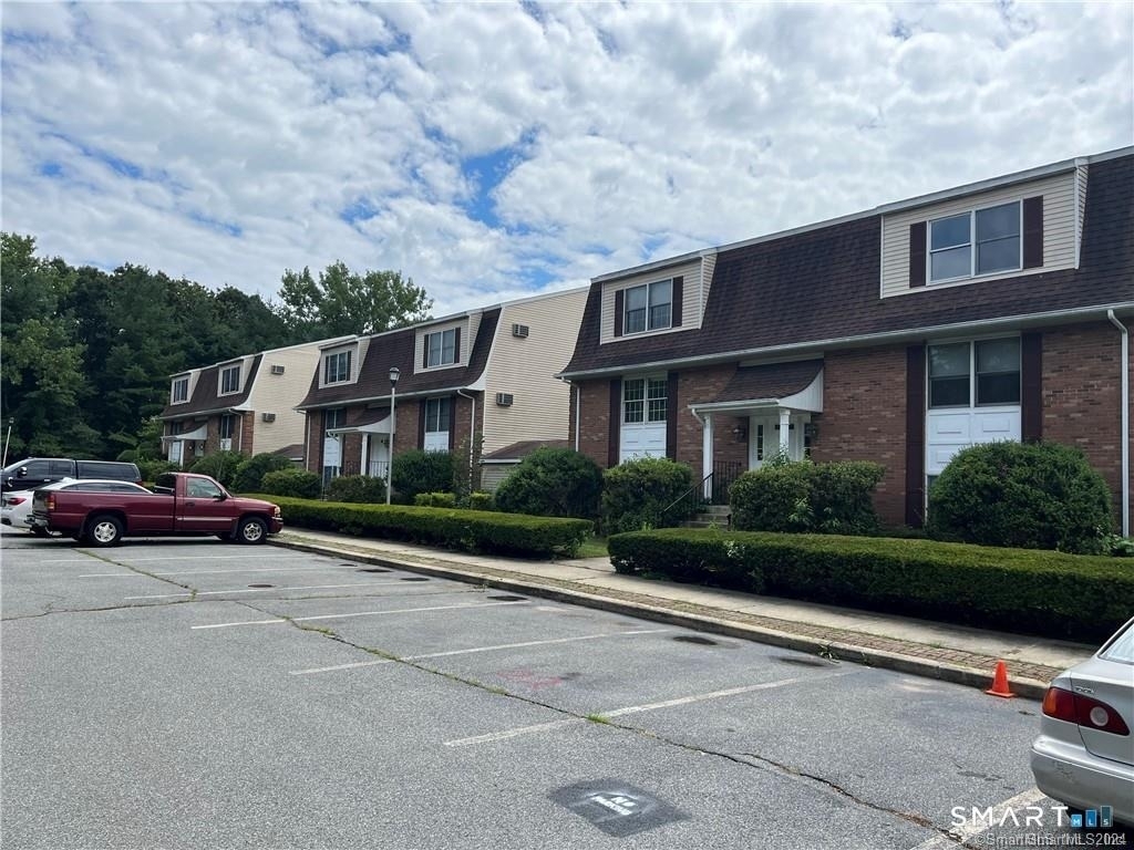 302 Boston Post Road - Photo 0