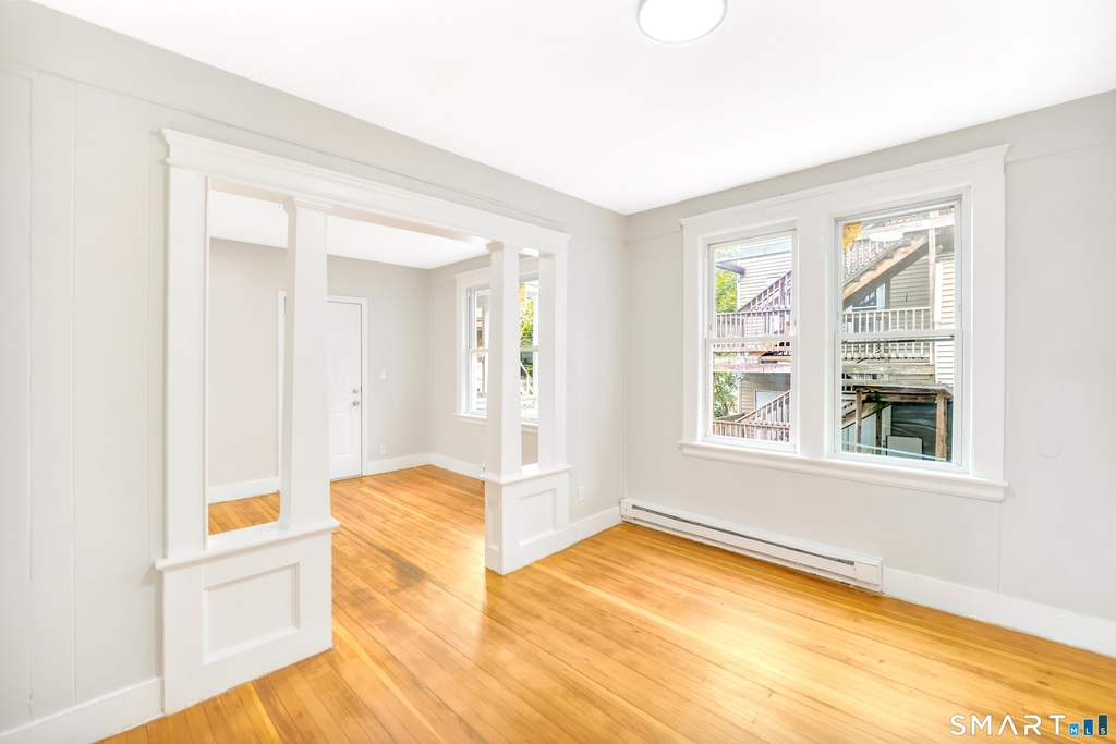67 Burton Street - Photo 2