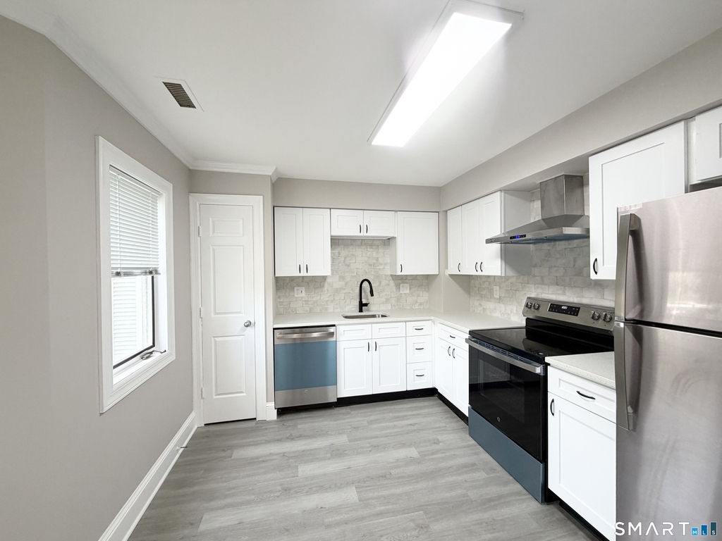 1414 Whitney Avenue - Photo 7