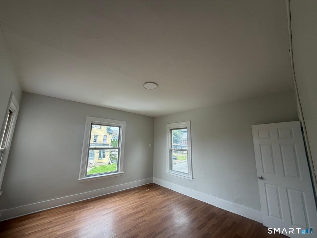 144 Prospect Street - Photo 2