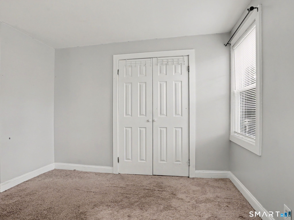 14 Center Avenue - Photo 12