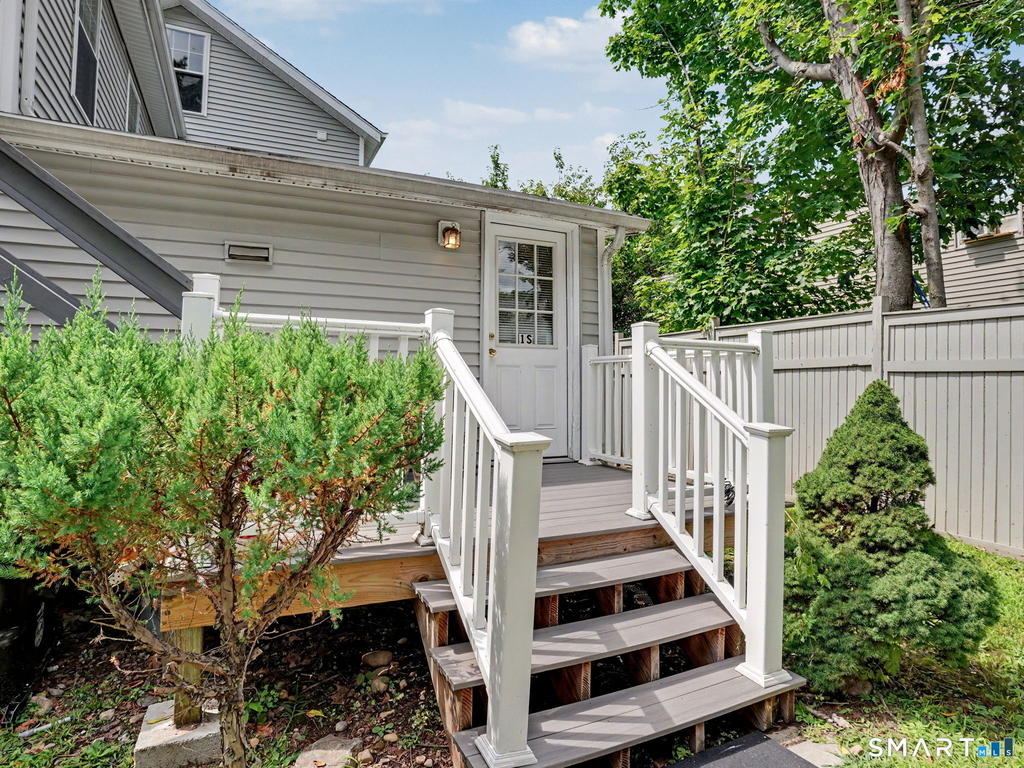 14 Center Avenue - Photo 1