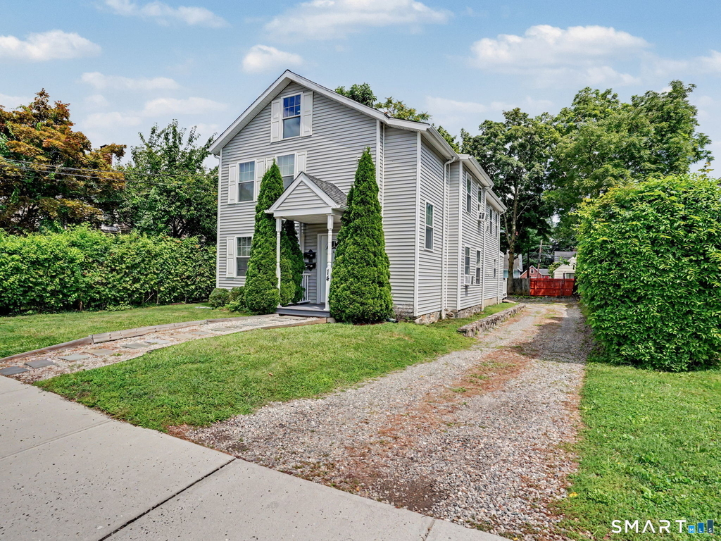 14 Center Avenue - Photo 17