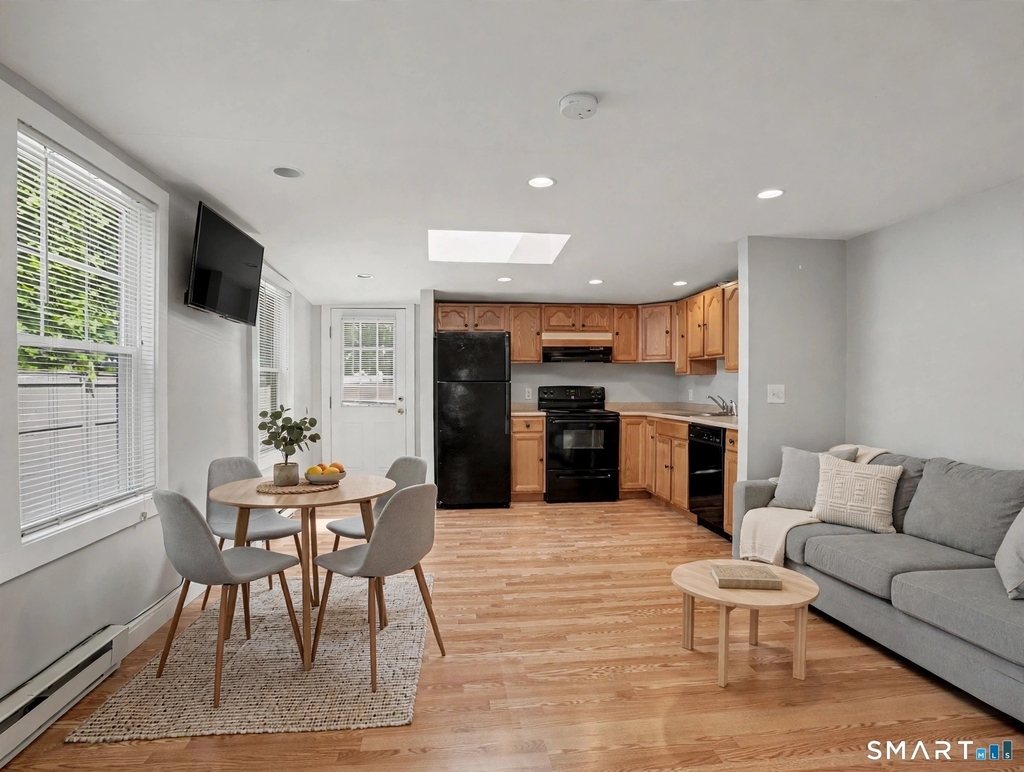 14 Center Avenue - Photo 6