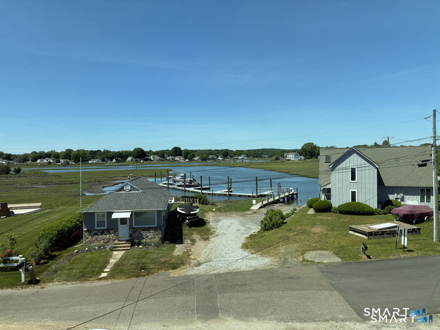 2 Buckingham Avenue - Photo 3