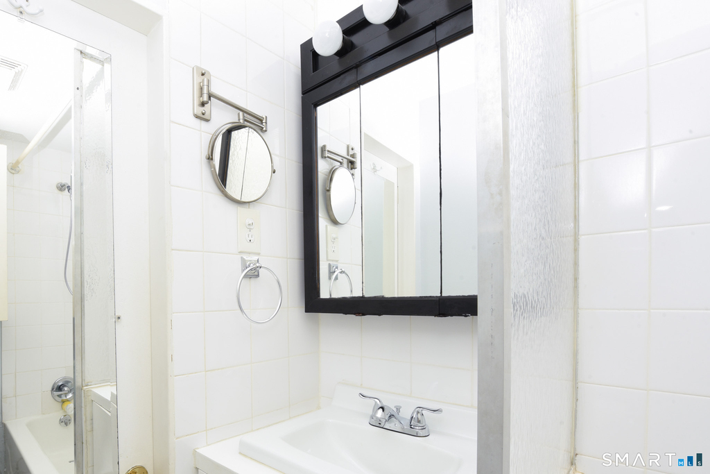 114 Jones Avenue - Photo 24