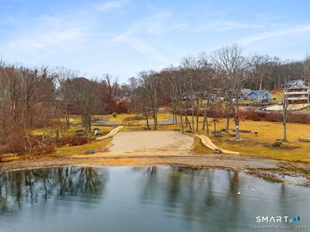 8 Auburn Trail - Photo 3