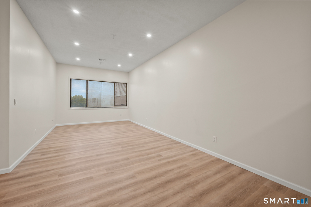 594 Main Street - Photo 9