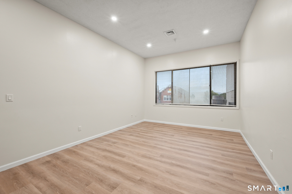 594 Main Street - Photo 14