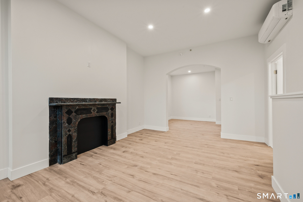 542 Main Street - Photo 5