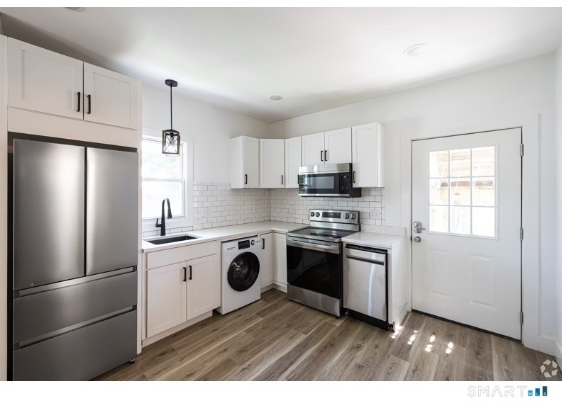 122 High Street - Photo 1