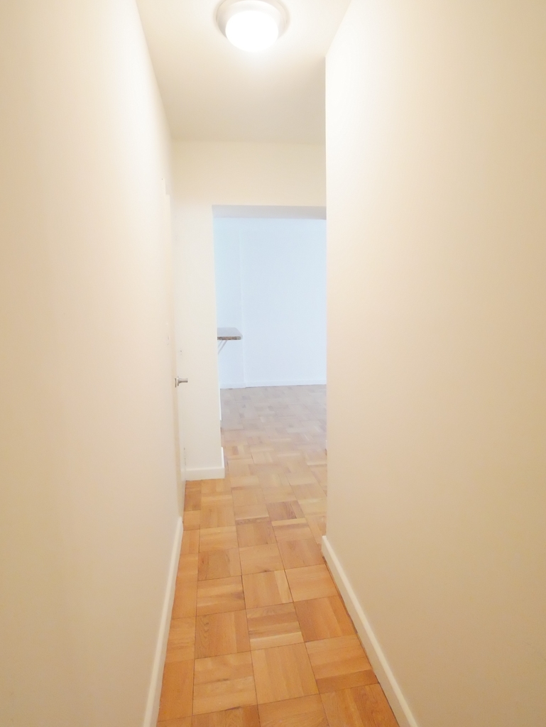171 East 89th Street - Photo 9