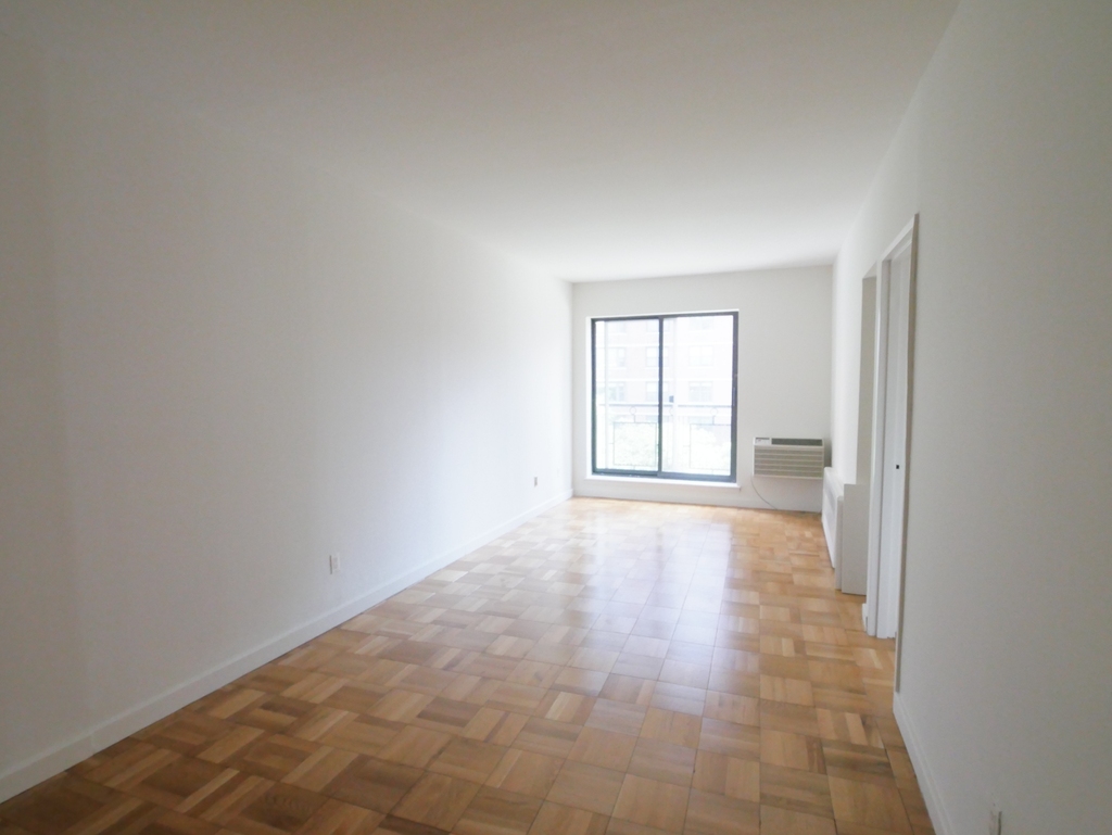 171 East 89th Street - Photo 2