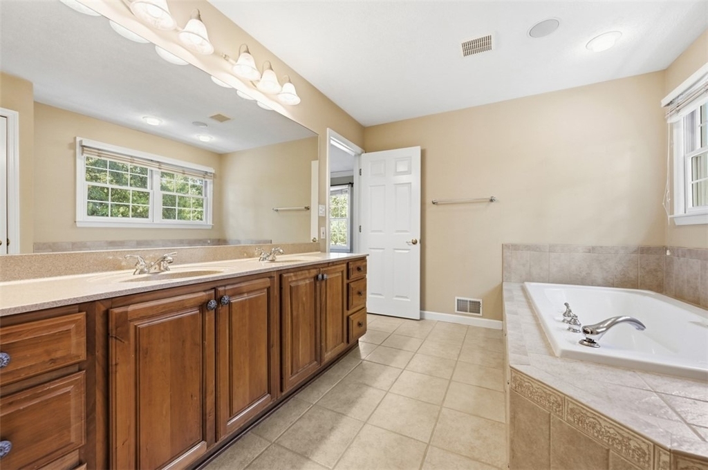 112 Ontario Ct - Photo 24