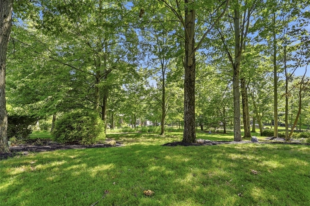 112 Ontario Ct - Photo 40
