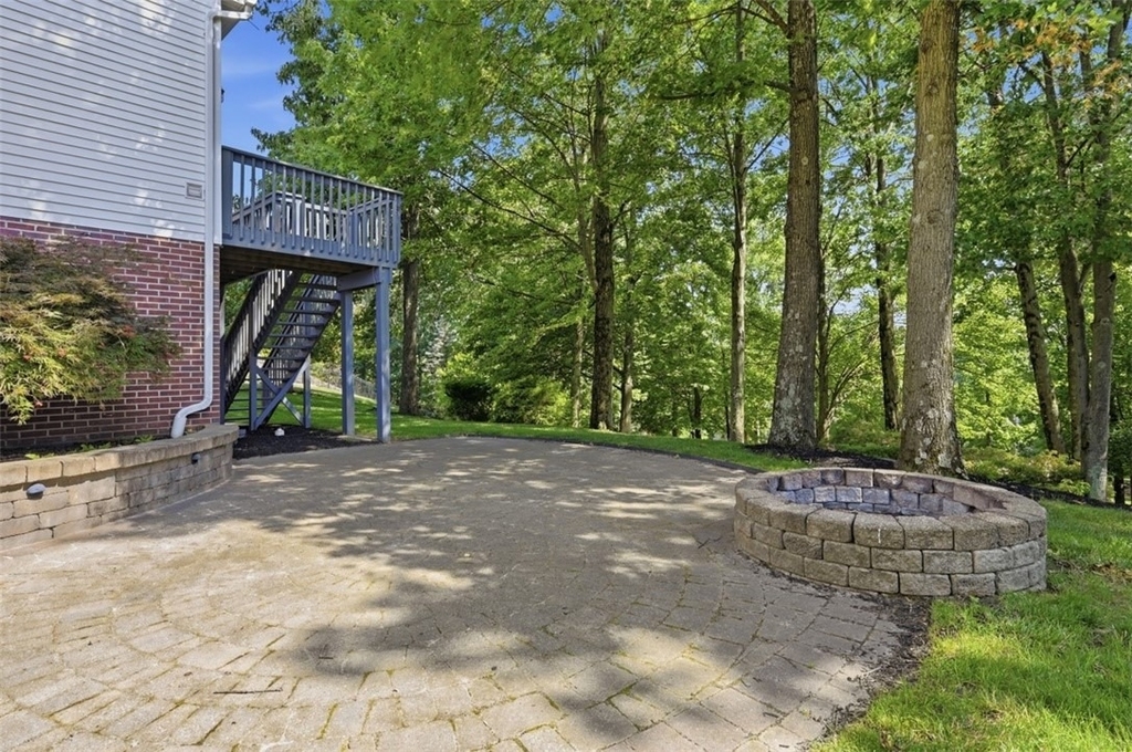 112 Ontario Ct - Photo 39
