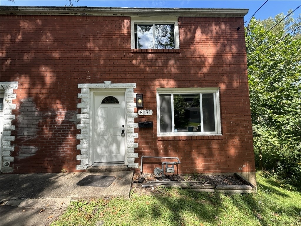 8181 Chaske St - Photo 1