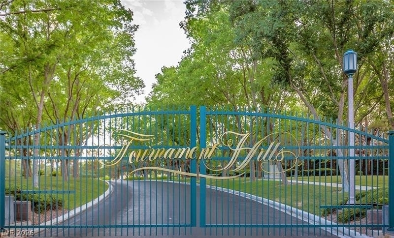 1008 Trophy Hills Drive - Photo 3