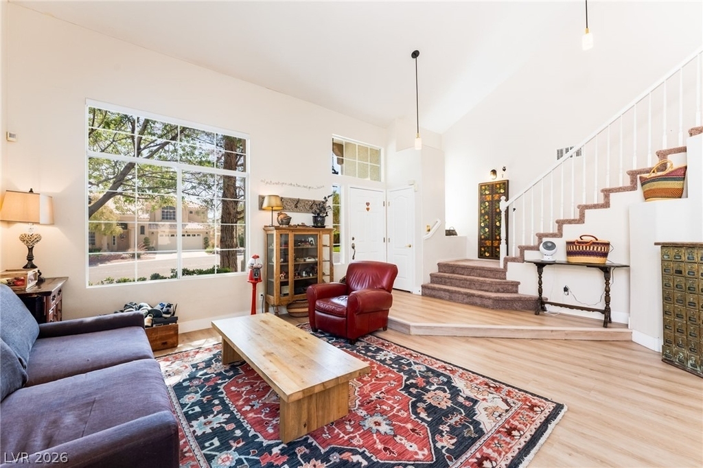 2421 Ivy Garden Court - Photo 5