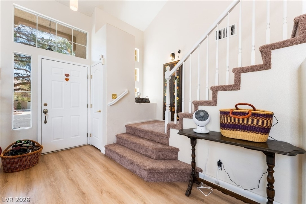 2421 Ivy Garden Court - Photo 3