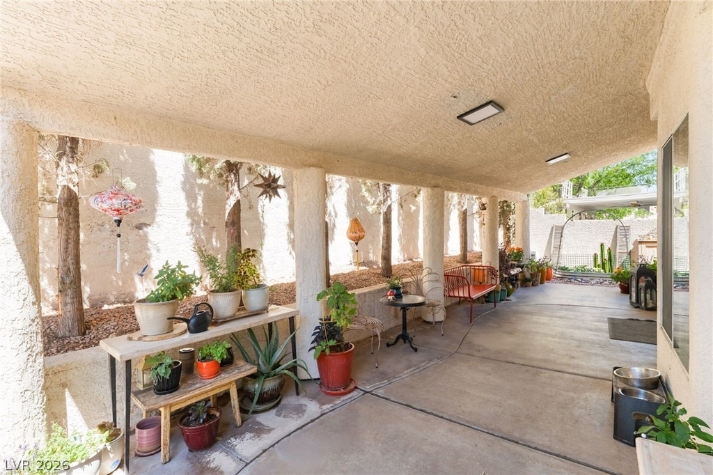 2421 Ivy Garden Court - Photo 40